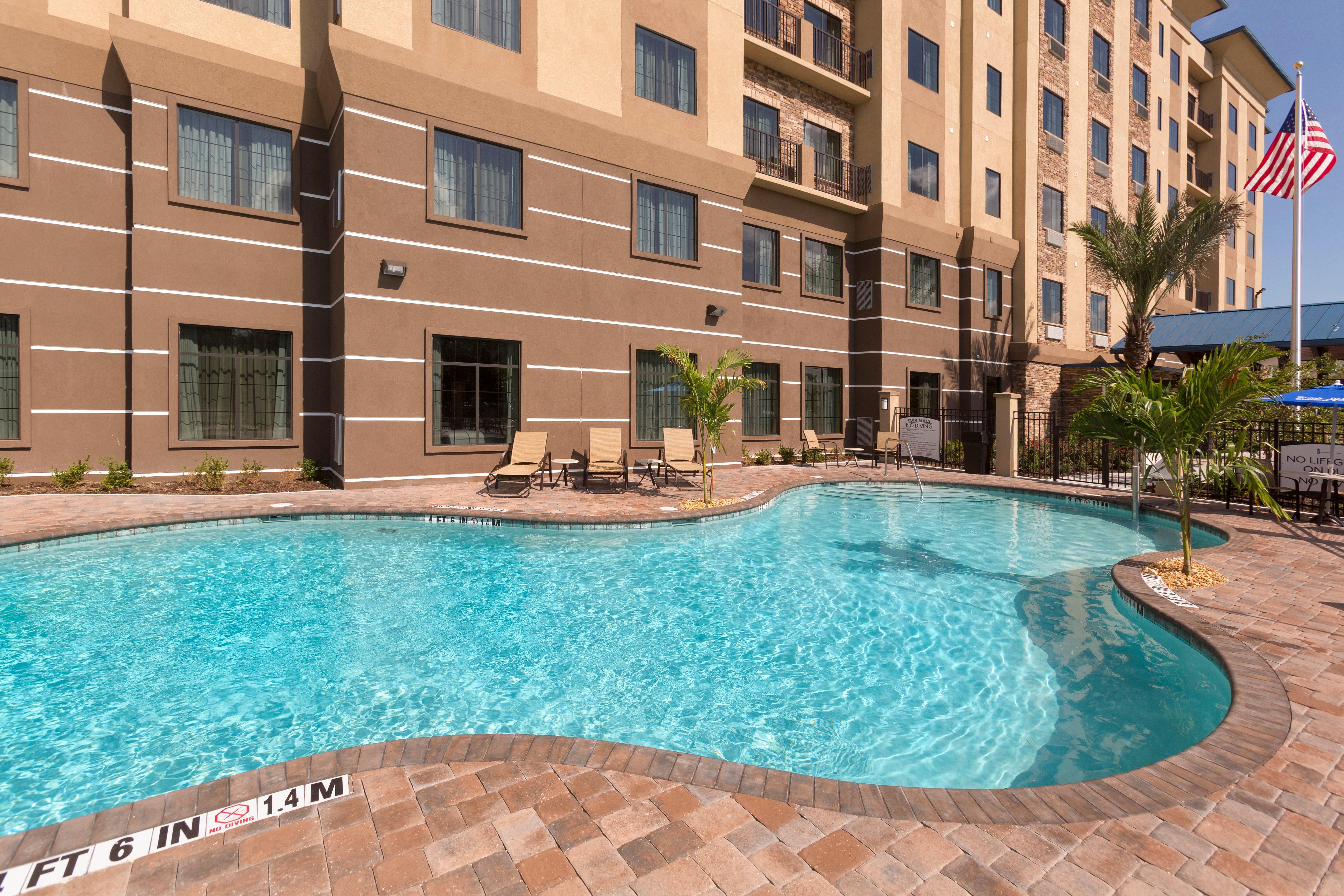 Hotel Staybridge Orlando At Seaworld By Ihg - Free Parking & Shuttle To Seaworld Parks