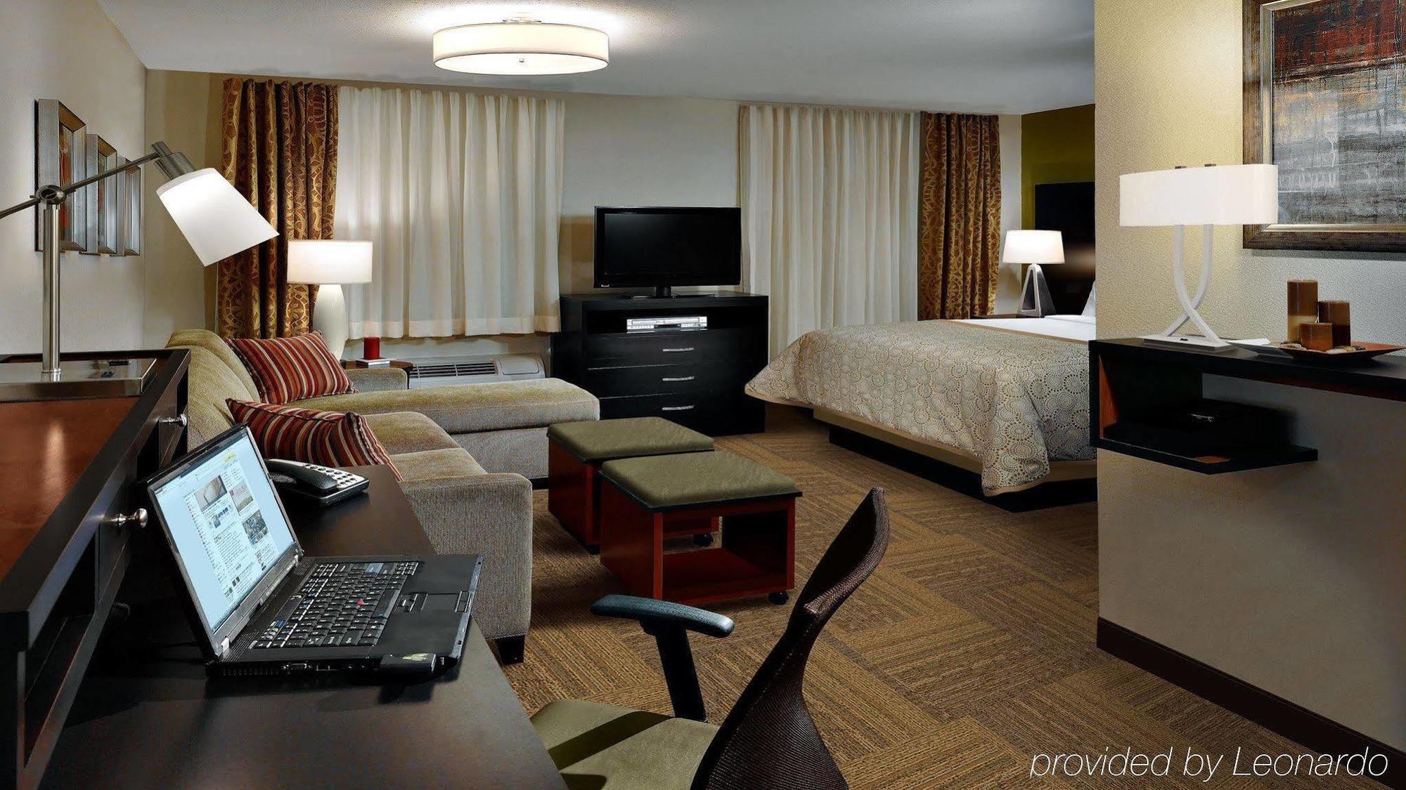 Staybridge Orlando At Seaworld By Ihg - Free Parking & Shuttle To Seaworld Parks