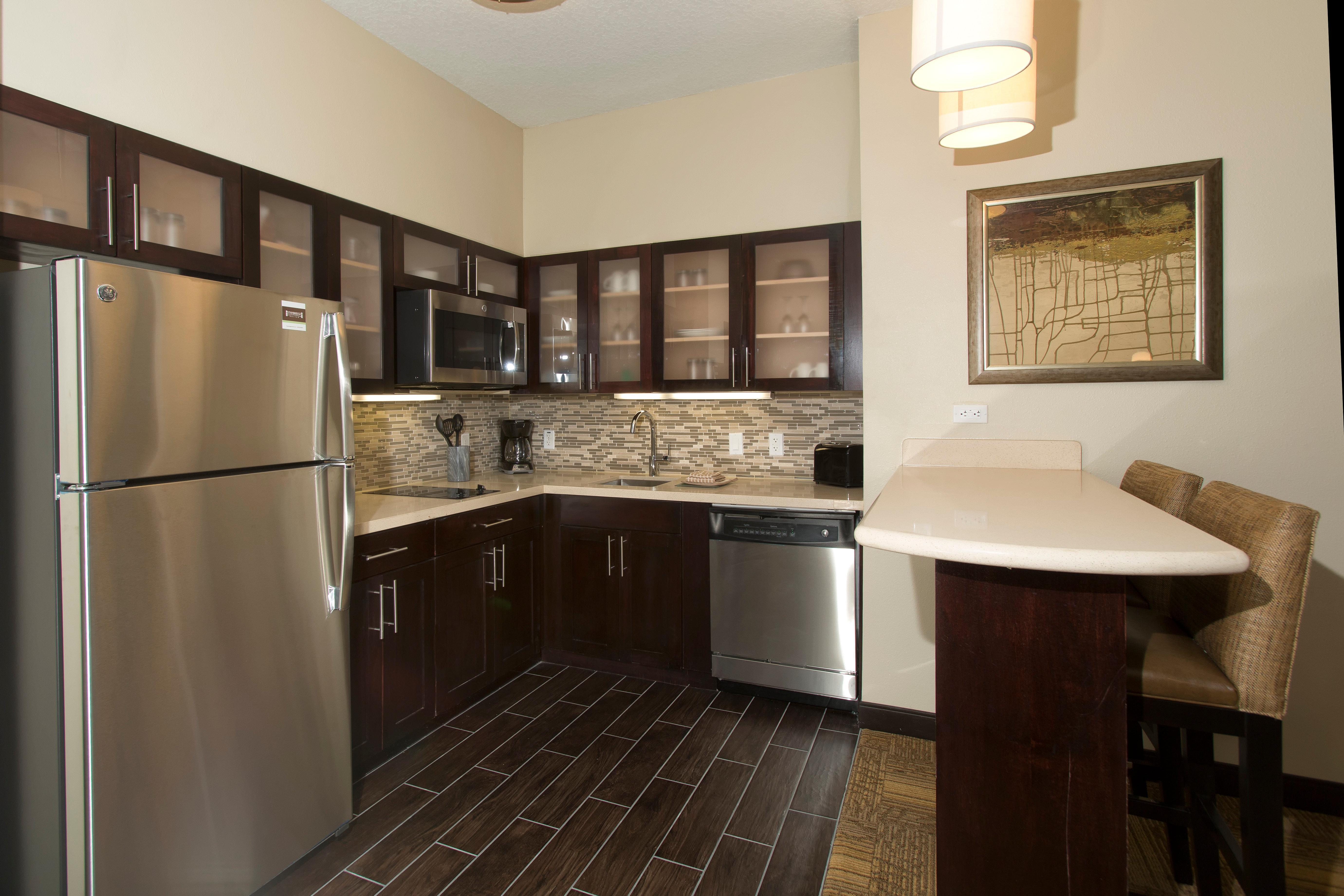 Staybridge Orlando At Seaworld By Ihg Hotel 3*